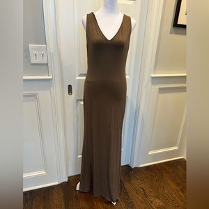 Lace up back maxi by the brand TOBI. Size medium